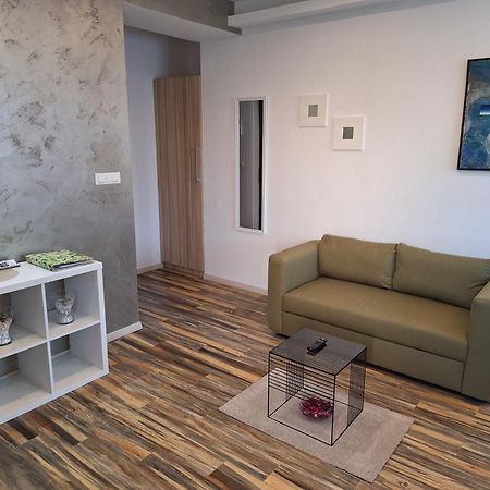 Apartments And Rooms Lorena 236 Rovinj Ngoại thất bức ảnh