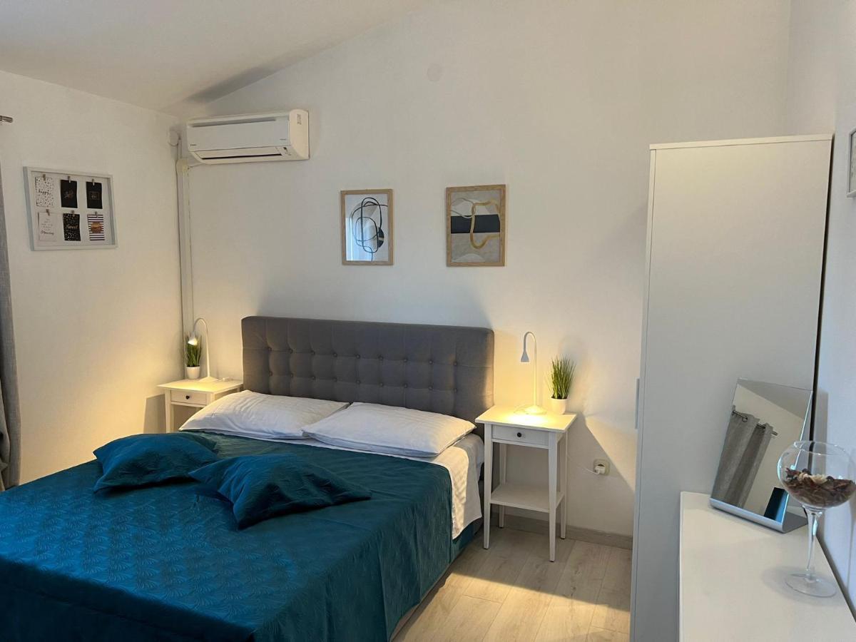 Apartments And Rooms Lorena 236 Rovinj Ngoại thất bức ảnh