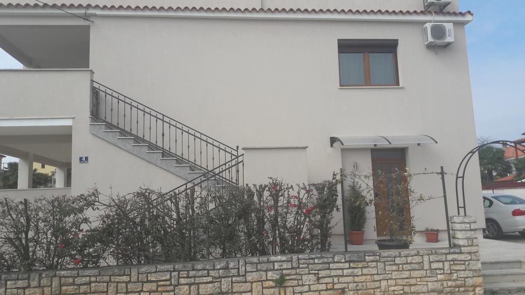 Apartments And Rooms Lorena 236 Rovinj Ngoại thất bức ảnh
