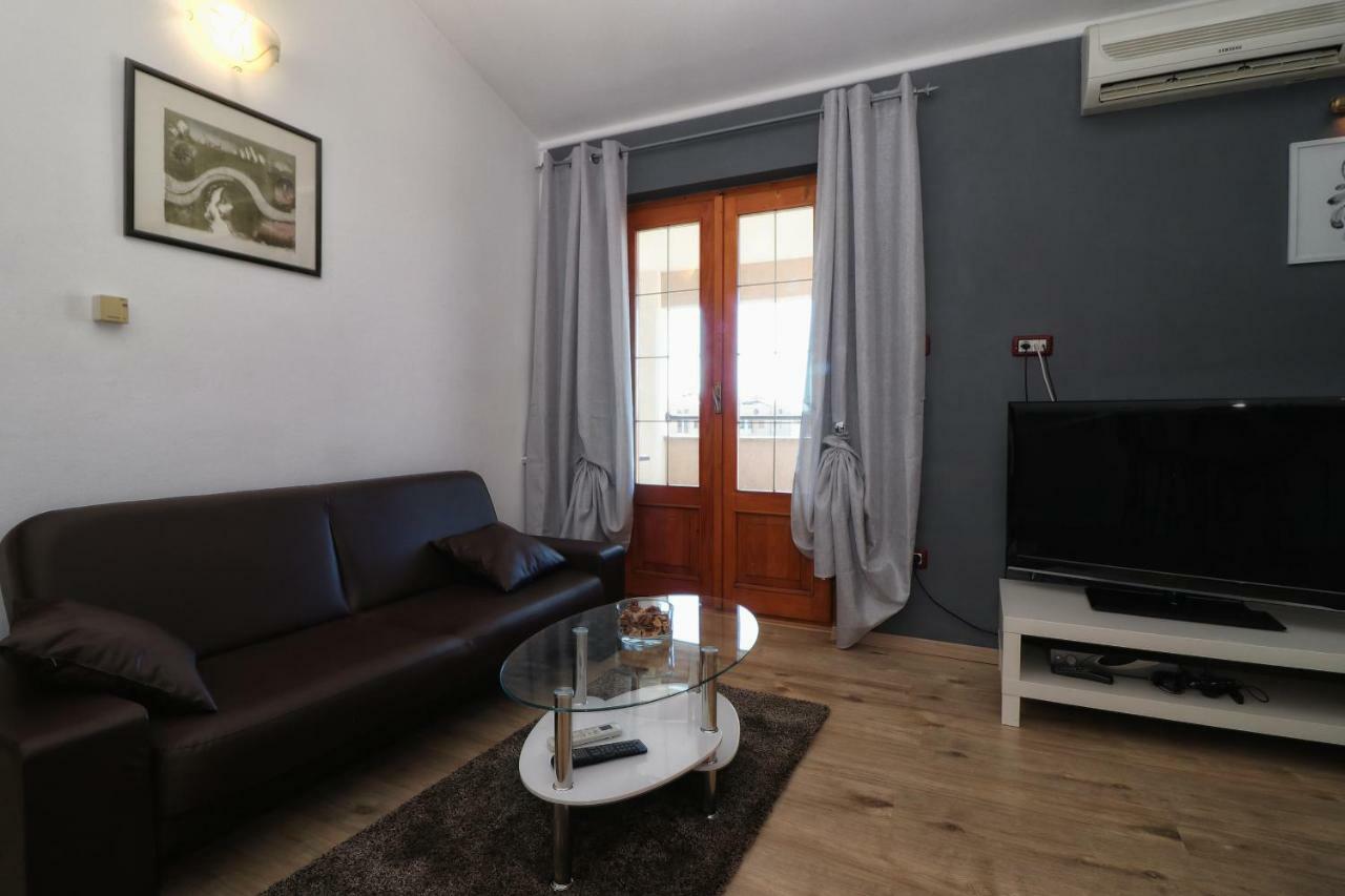 Apartments And Rooms Lorena 236 Rovinj Ngoại thất bức ảnh